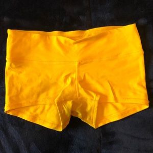 FLEO x Doughnuts & Deadlifts collab shorts!